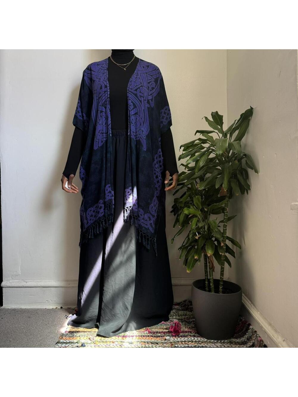 Vintage Ancient Circles Celtic Knotwork Kimono Robe